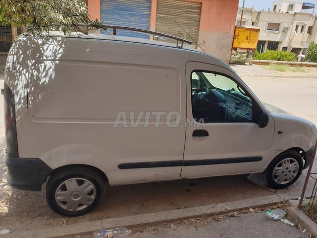 سيارة للبيع في حالة جيدة للعمل - 2