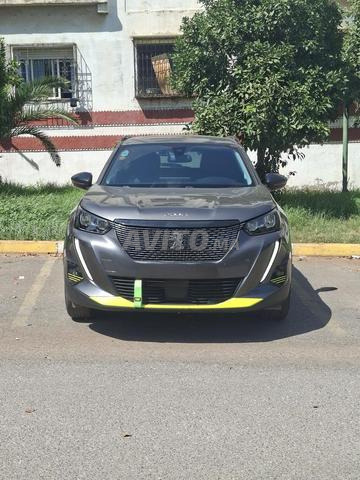 Peugeot 2008 Allure BlueHDi 130 EAT8 - 2021 - 2