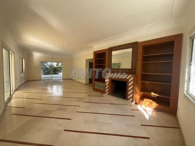 À LOUER VILLA 750M² À AIN DIAB - 2