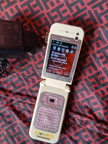 Nokia 7390 glamour - 2