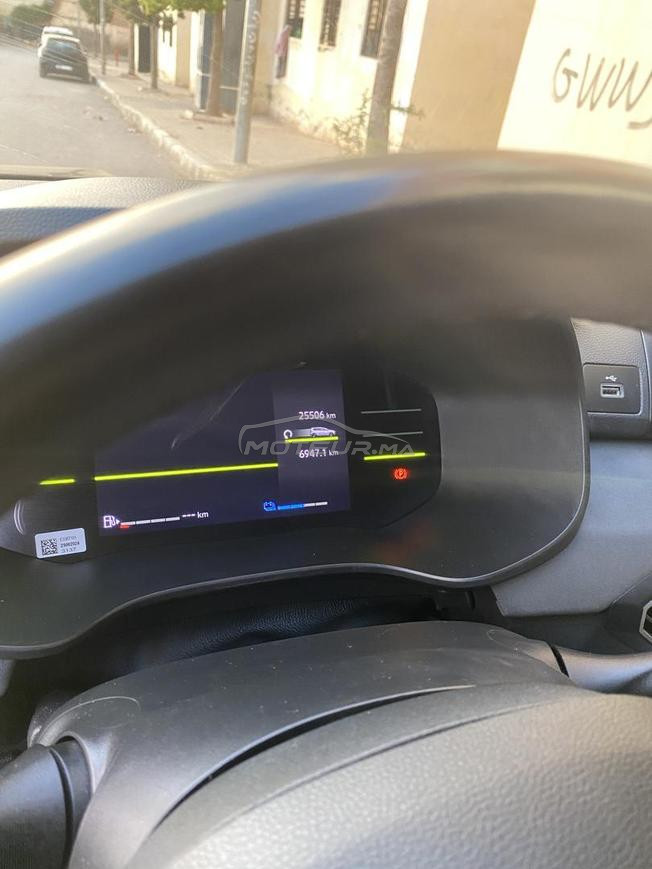 Dacia hybrid automatic mod 2025