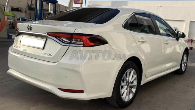 Toyota Corolla Hybrid Distinctive Plus 2021 à Tanger