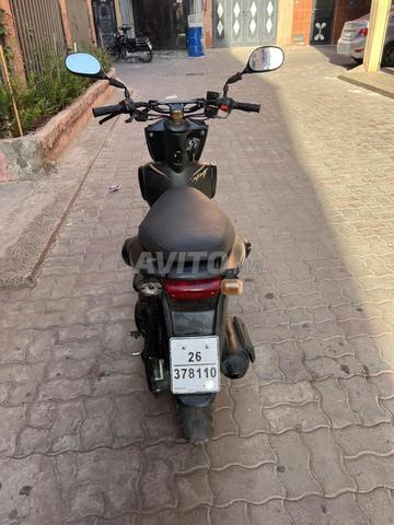 Yamaha stunt - 2