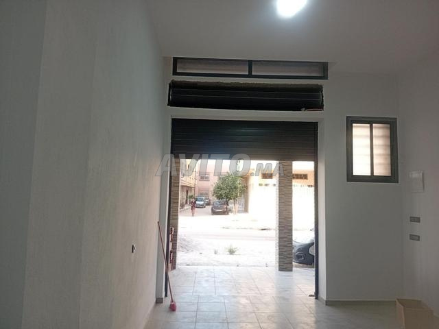 محل تجاري للبيع - 2