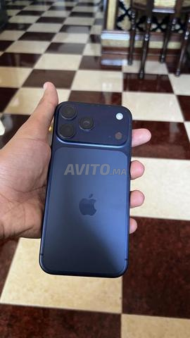 iPhone 17 Pro Max officiel batterie 99% - 2
