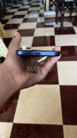 iPhone 17 Pro Max officiel batterie 99% - 2