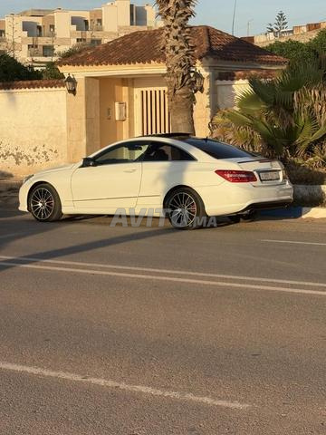 Mercedes Benz E350 Coupé AMG - 2