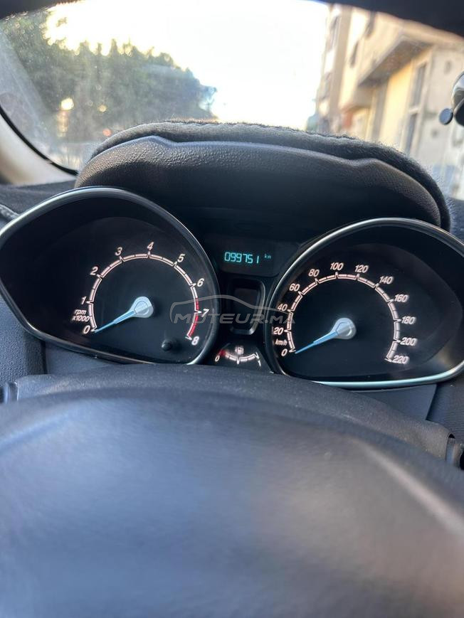 Ford Fiesta Essence Manuelle 2017 à Agadir