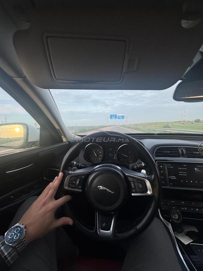 Jaguar Xe R sport excellent état 