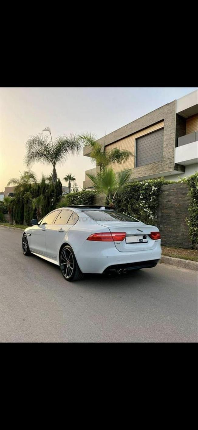 Jaguar Xe R sport excellent état 