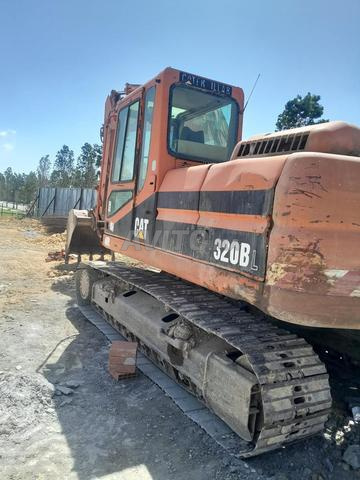 بوكلين كات بيلر 320B - 2