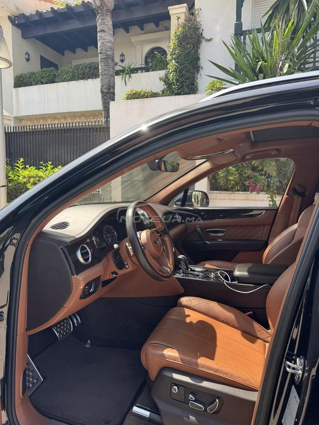 bentley bentayga v12