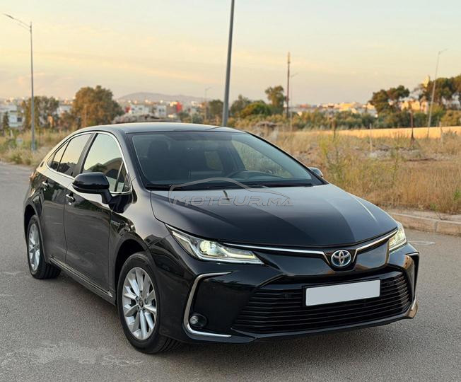 Toyota corolla hybrid 1er main 