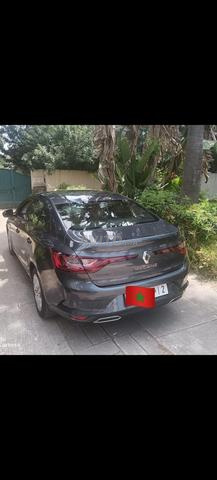 Renault sedan - 2