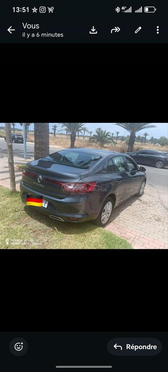 Renault sedan modèle 2024 automatique 