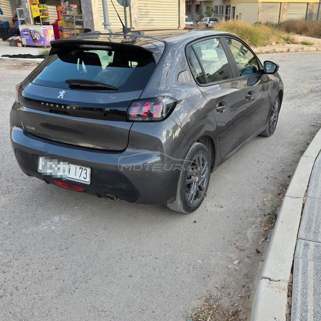 Peugeot 208/2021