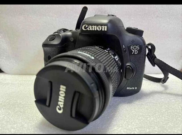 كانون EOS 7D وتريبود و 2 سوفت بوكس