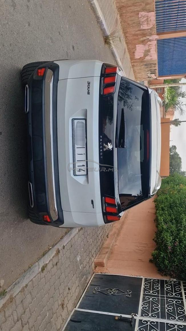 Peugeot 3008 M. 2017 -D. 2024