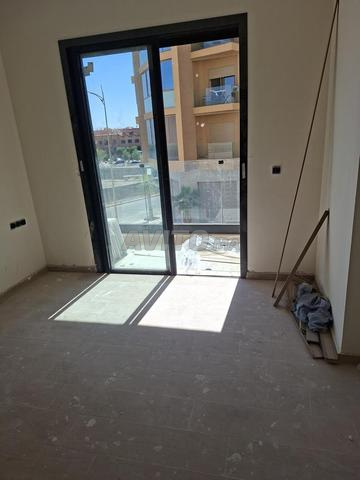 Apparemment à louer vide Route Casablanca.. - 2