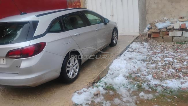 Opel Astra Diesel Automatique 2018 à Kénitra