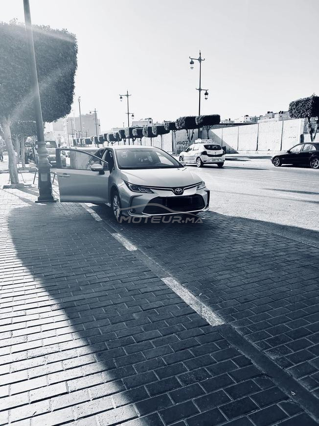 toyota corolla hybrid 