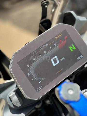 BMW F750 GS sous garantie et full accessories