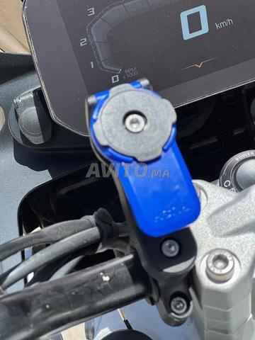 BMW F750 GS sous garantie et full accessories