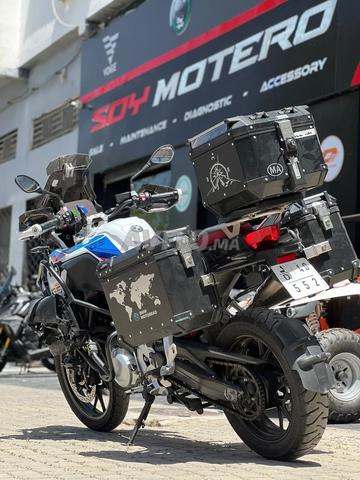BMW F750 GS sous garantie et full accessories