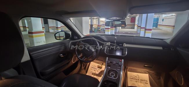 Range Rover évoque 