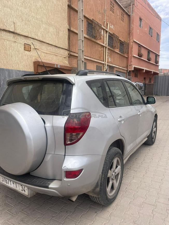 RAV 4 BON ETAT   SON PROBLÈME 