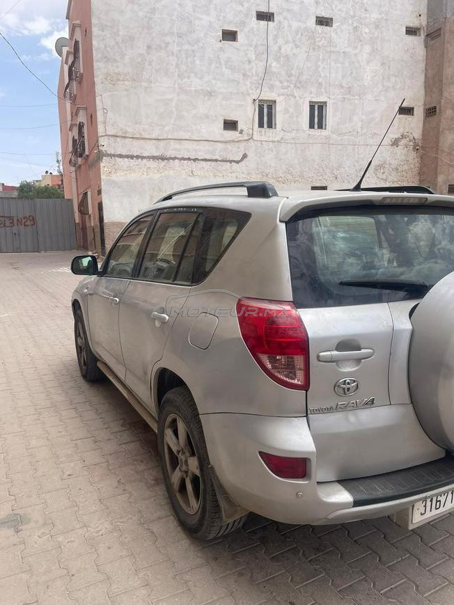 RAV 4 BON ETAT   SON PROBLÈME 