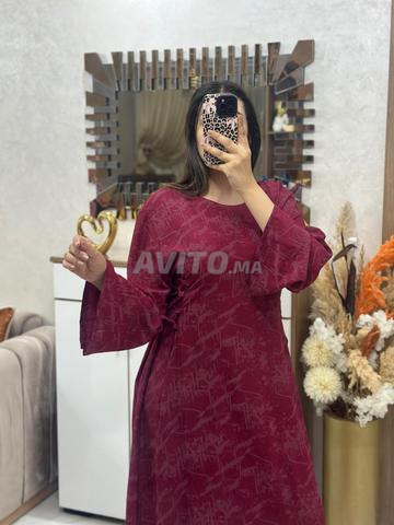 كسوة صيفية وأنيقة بالسيور على الجوانب - 2