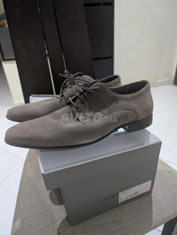 Chaussure de marque neuve - 2