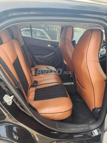 مرسيدس GLA 180 D 2015