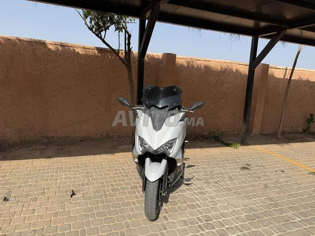 Yamaha TMAX 530 DX 2019 – Akrapovic