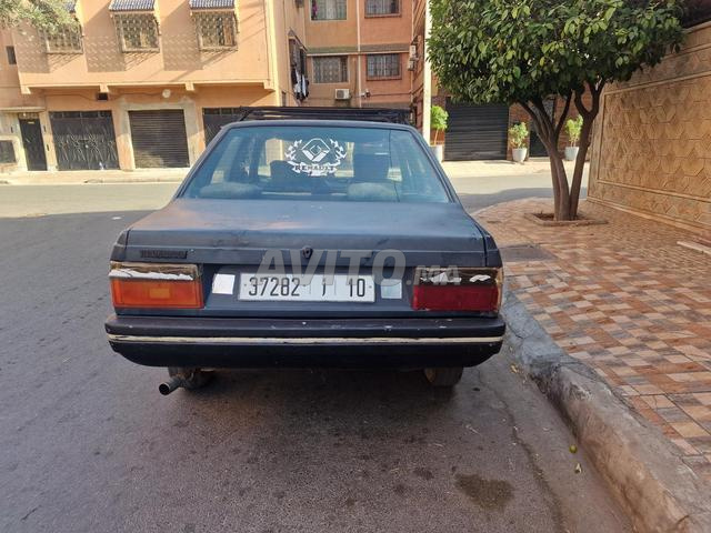 رينو R9 بنزين يدوي 1984 في مراكش - 2