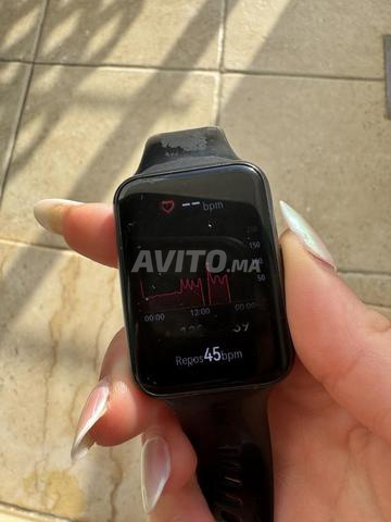 Huawei Band 6 noire en très bon état - 2