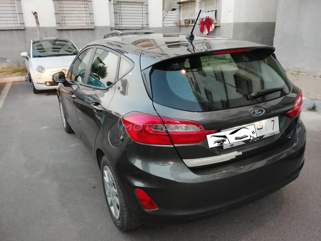 Ford fiesta essence 