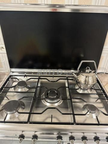 Cuisinière marque SMEG très bon état - 2