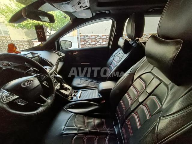 Ford Kuga STL comme neuf - 2