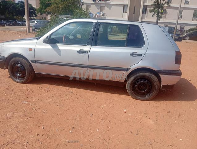 Volkswagen Golf 3 Essence Manuelle 1992 - 2