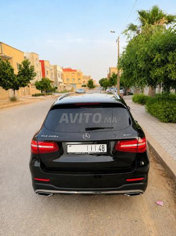 مرسيدس GLC 220d 4MATIC AMG سقف بانورامي