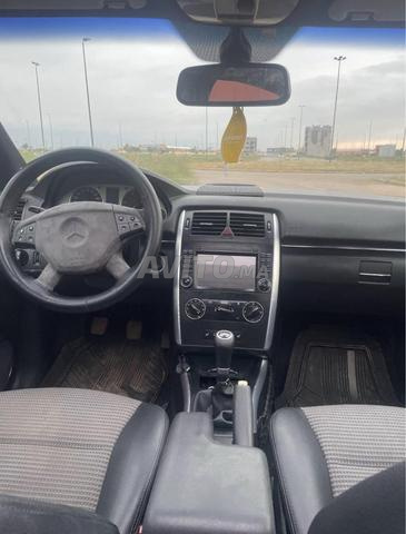 Mercedes B180 - 2