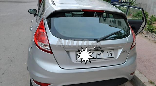 Ford Fiesta - 2