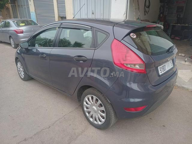 Ford Fiesta essence - 2