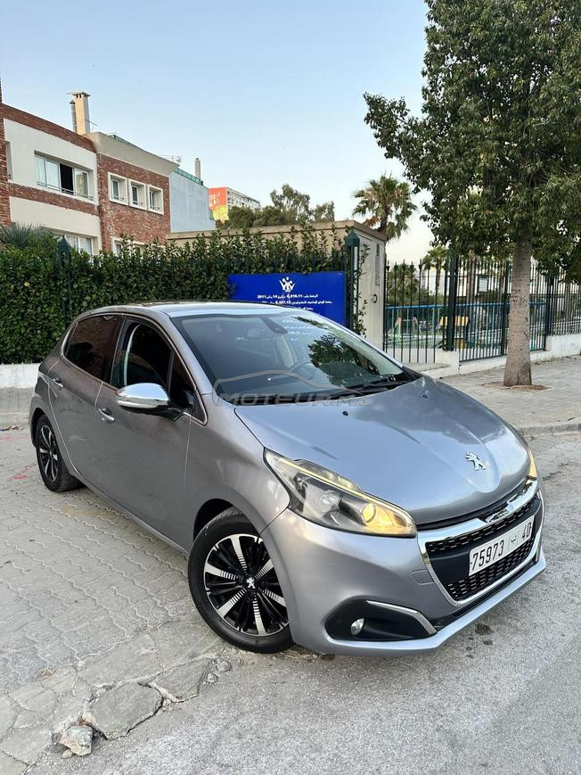 بيجو 208 ديزل يدوي 2019 في طنجة