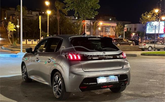 peugeot 208 allure pack plus automatique 130ch