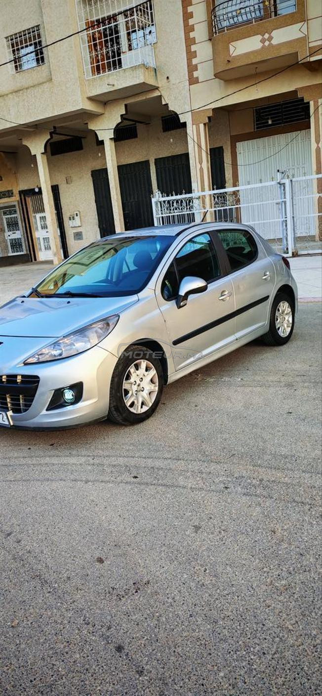 Peugeot 207 essence lemlih