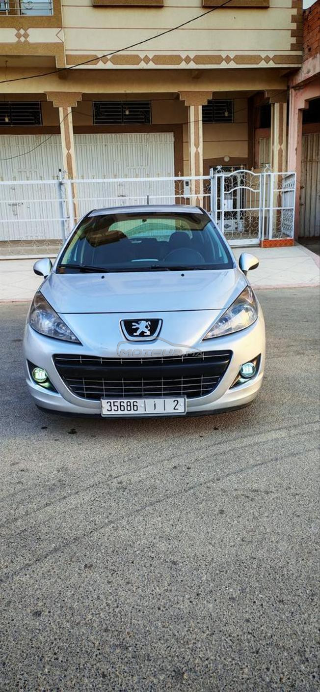 Peugeot 207 essence lemlih