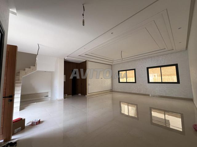 Villa 200m Almaz - 2